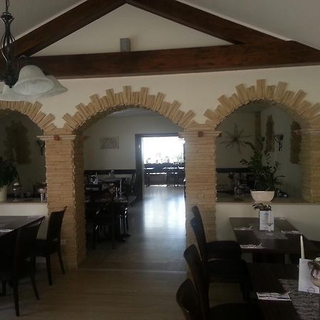 Hotel Restaurant Platamon Feuchtwangen Dış mekan fotoğraf