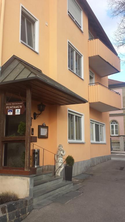 Hotel Restaurant Platamon Feuchtwangen Dış mekan fotoğraf